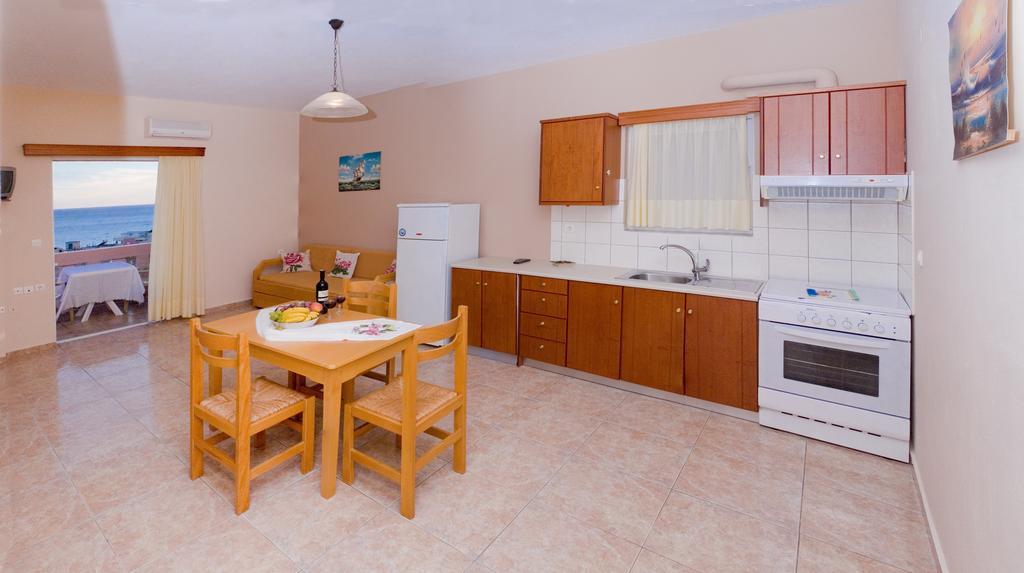 Apartamento Margarita Αpartments Sea View Palaiochora Habitación foto