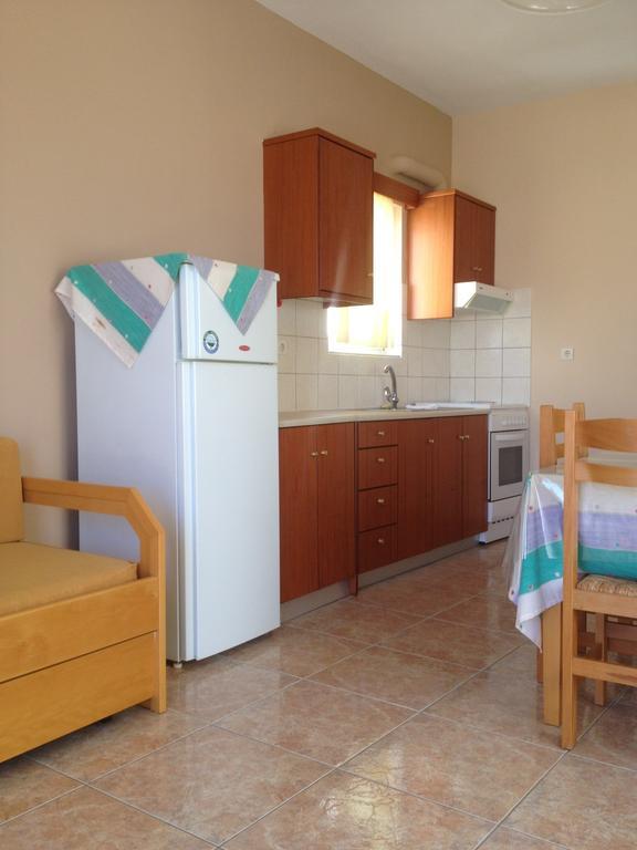 Apartamento Margarita Αpartments Sea View Palaiochora Habitación foto